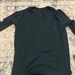 lululemon athletica Deep Green Long Sleeve Top